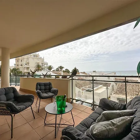 Splendid View Cosmo Between Cancelada And Estepona